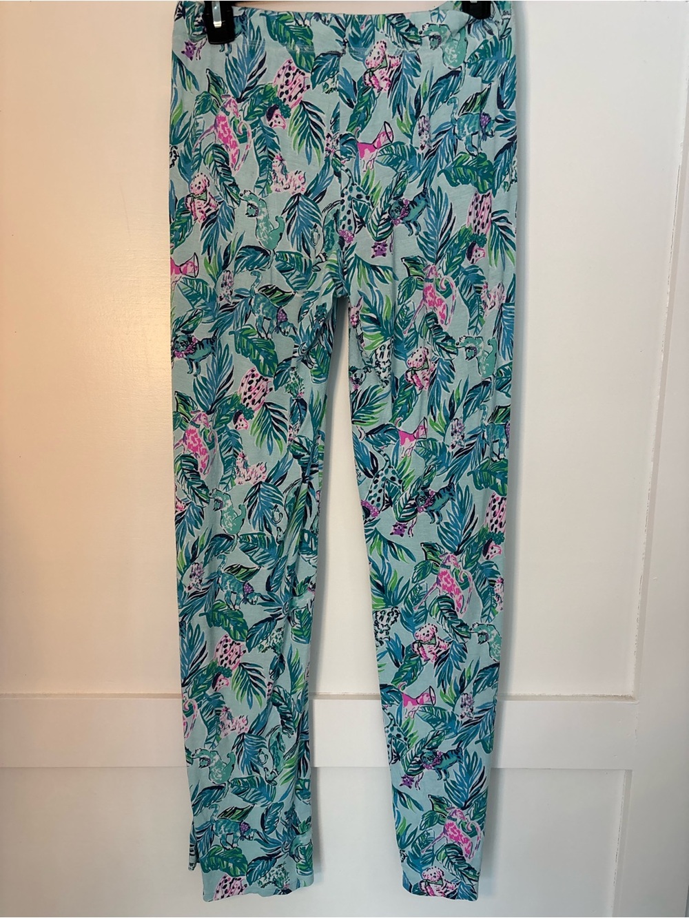 Lilly Pulitzer Mint Tropical Leaf & Floral Pajama pants in size XS fair conditio